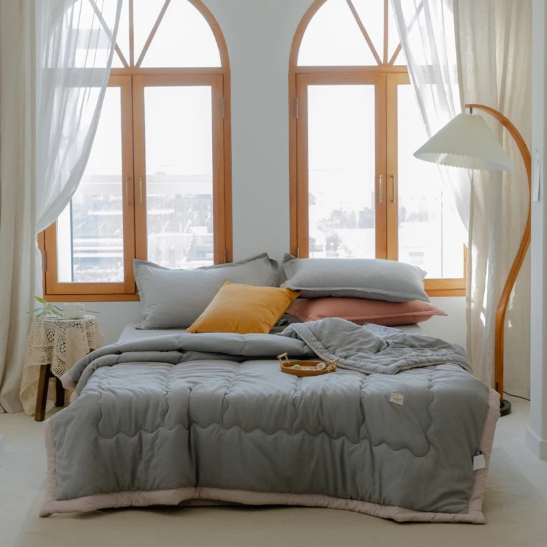 2025年新作｜洗える夏用キルト掛け布団｜肌に優しいポリエステルコットン・軽量・高級感・無地