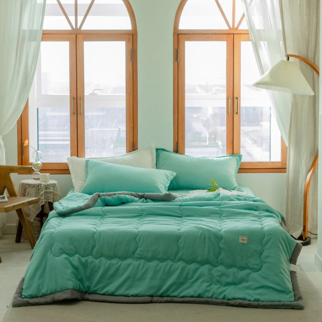 2025年新作｜洗える夏用キルト掛け布団｜肌に優しいポリエステルコットン・軽量・高級感・無地